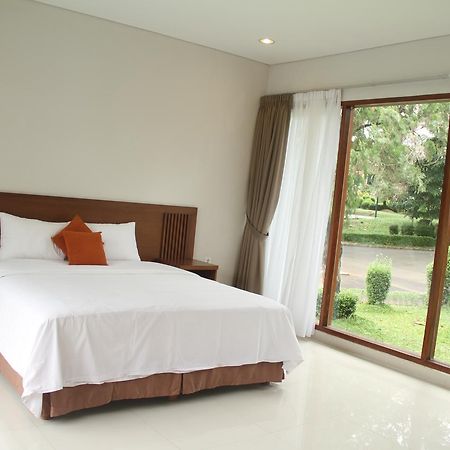 Country Woods Jakarta Aparthotel Cilandak  Exterior photo